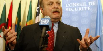 Milos Alcalay denuncia las «dificultades» de los votantes venezolanos en el exterior