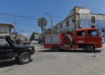 La tensión vuelve a Haití con ataques, saqueos e incendios tras días de aparente calma