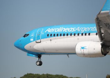 Argentina critica la prohibición de Venezuela sobre el espacio aéreo por el costo para las compañías