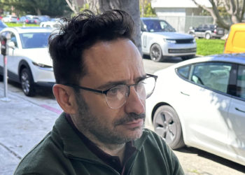 Bayona en los Óscar: «Me siento feliz de haber rodado en mi idioma y con este resultado»