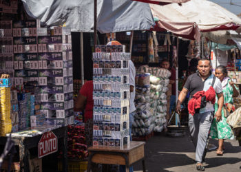 La industria de cigarrillos en Venezuela, en combate contra el contrabando