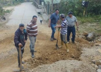 Vecinos de La Hoyada arreglaron vía a la Laguna de los Cedros en Boconó