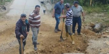 Vecinos de La Hoyada arreglaron vía a la Laguna de los Cedros en Boconó