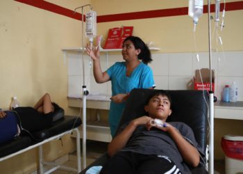 El Gobierno de Perú contratará más personal médico y asistencial para luchar contra el dengue
