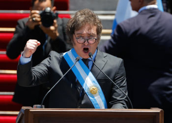 El Gobierno de Milei se considera «opuesto a lo que pueda ofrecer un Gobierno militar»
