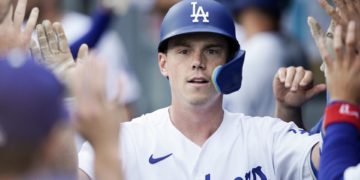 Los Dodgers extienden por 10 temporadas su acuerdo con el receptor Will Smith