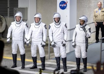 Tripulación de la séptima misión comercial regresa a la Tierra tras seis meses en la EEI
