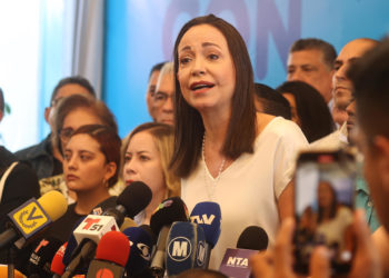 María Corina Machado ratifica que continuará en la ruta electoral