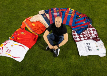 Iniesta juega su partido mil como profesional: «Me siento un privilegiado»