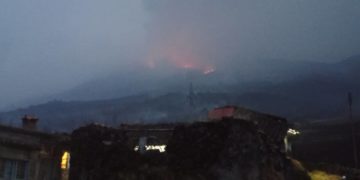 Controlado 99% del incendio en Parque Nacional Sierra Nevada