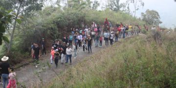 En San Genaro: Viacrucis hacia la Montaña | Por: Luis Huz Ojeda