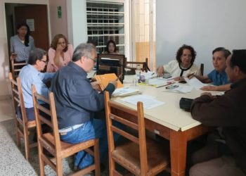 Yosman Valderrama y Juan José Barreto inscriben candidaturas a vicerrector del NURR 