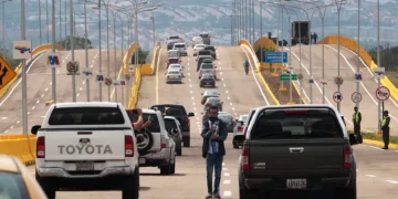 Cúcuta, principal paso fronterizo de Colombia con Venezuela, en alerta por contaminación del aire