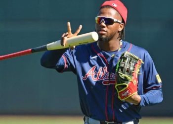 Ronald Acuña encabeza contingente venezolano en inauguración de las Grandes Ligas