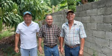 Dirigentes de Acción Democrática felicitan a los campesinos en su día