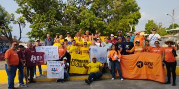 Opositores del municipio Miranda unidos con María Corina Machado