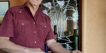 Periodista Jorge Luis Briceño publica libro «Hacer mediodía. Ritual gastronómico de Semana Santa»