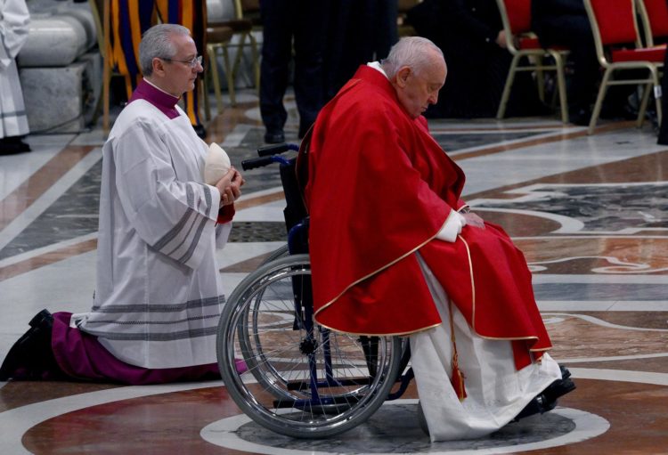 El Papa Renuncia A Presidir El Vía Crucis Para Cuidar Su Salud Durante ...