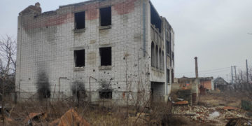 Ucrania se enfrenta a la monumental tarea de reconstruir miles de viviendas destruidas