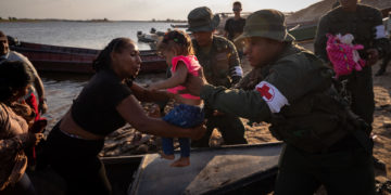 Más de 1.500 personas desalojadas de una mina ilegal colapsada en el estado Bolívar