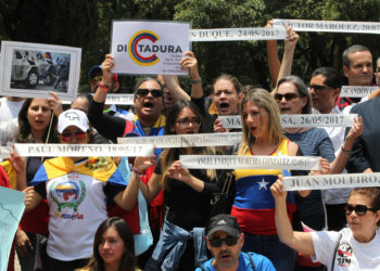 Venezolanos en México denuncian retrasos en registro electoral: «No hay voluntad política»