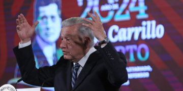 López Obrador avisa de que no aceptará a deportados por la ley «draconiana» de Texas
