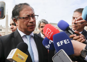 El Clan del Golfo acepta la invitación de Petro para empezar a hablar de un acuerdo de paz