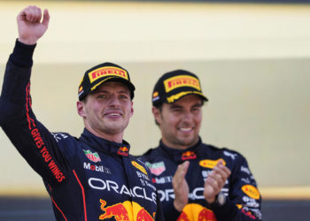 ‘Checo’ Pérez cree que sería «un golpe» para Red Bull la salida de Max Verstappen