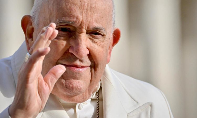 El papa Francisco en una imagen durante la audiencia general en la plaza de San Pedro del Vaticano el 13 de marzo de 2024. EFE/EPA/ALESSANDRO DI MEO