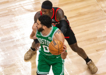 NBA | Los Celtics siguen su paseo triunfal y los Timberwolves remontan a los Clippers (Resumen)