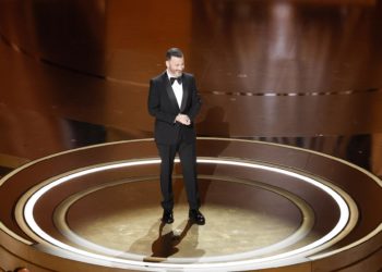 Los Óscar arrancan con bromas acerca del ‘desaire’ de la Academia de Hollywood a ‘Barbie’