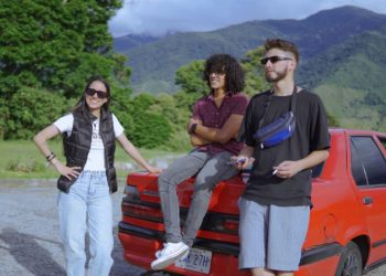 Dúo musical Elementos estrena su video I don’t care 