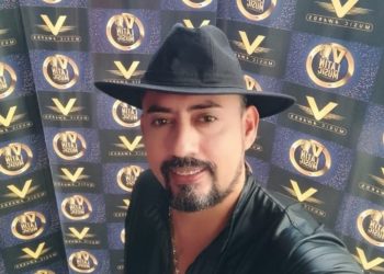 Cantante boconés gana primer lugar en categoría adulto del concurso «V Latín Music 2024»