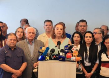 Oposición llega a fecha límite para inscripción sin respuesta del CNE al bloqueo de candidatura unitaria