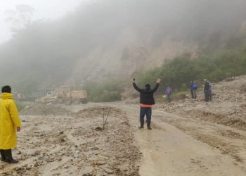Táchira | Deslizamientos de tierra restringieron el paso de vehículos entre los municipios Sucre y Francisco de Miranda