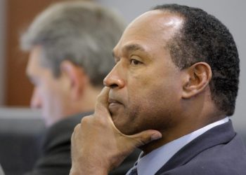 O.J. Simpson, exjugador de fútbol americano absuelto por asesinato, fallece a los 76 años