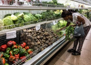La canasta básica de alimentos en Venezuela sube en marzo a 554,26 dólares, según Cendas-FVM