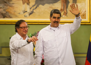 El presidente Nicolás Maduro recibirá a Gustavo Petro este martes en Caracas
