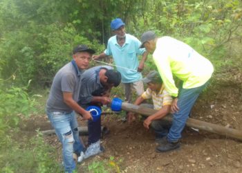 Ejecutan trabajos de mantenimiento a las redes principales de suministro de agua en Sucre