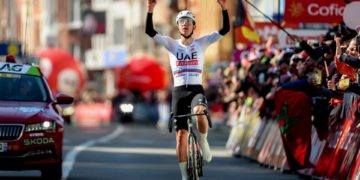 Pogacar sella en solitario y con otra exhibición su segunda victoria en Lieja