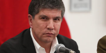 Chile busca sin descanso a autores del asesinato de policías mientras avanzan indagaciones