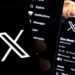 La red social X restablece gratuitamente la insignia azul de verificación