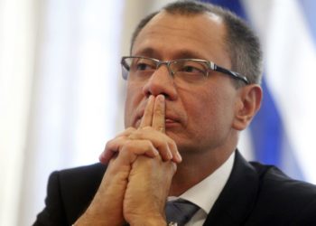 Medios informan sobre posible intento de suicidio de exvicepresidente de Ecuador detenido en la Embajada de México