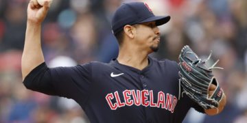 Carrasco y el dominicano Leclerc brillan en la jornada de las Grandes Ligas