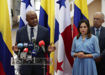 Panamá y Colombia niegan haber abandonado a los migrantes en la selva del Darién