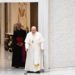 El papa: «Los ancianos no deben ser dejados solos sino vivir en familia»