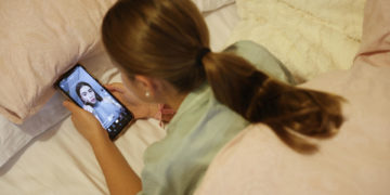 China se remite a su mensaje de condena inicial tras el visto bueno de EE. UU. para forzar la venta de TikTok