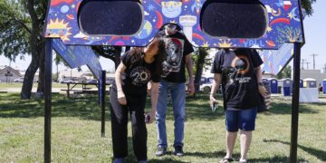 A las puertas del eclipse solar total, con la vista puesta en la previsión meteorológica en Norteamérica