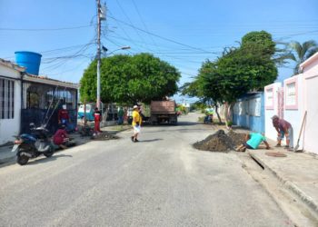 Alcaldía de Sucre cumplió jornada de limpieza de alcantarillados y aguas servidas