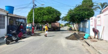 Alcaldía de Sucre cumplió jornada de limpieza de alcantarillados y aguas servidas